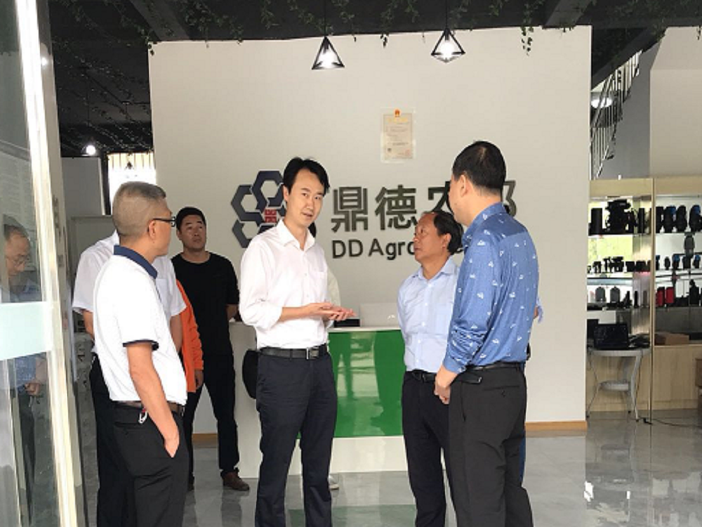 顧縣長視察5.png